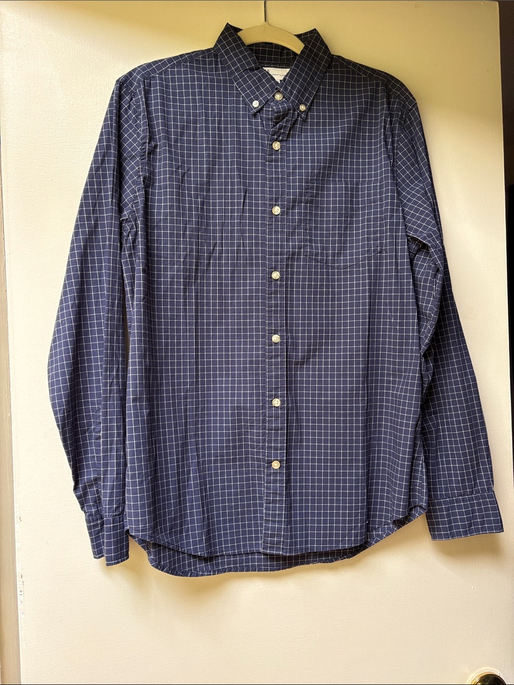 GAP Navy Windowpane Button-Down Dress Shirt. Size small.